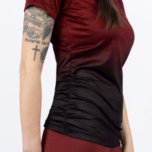 Charger l'image dans la galerie, ExhaleActive_TShirt_W_Merlot_231419-_2712_Side1