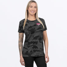 Charger l'image dans la galerie, Gladiator_PremiumTShirt_W_GreyCamoEPink_251410-_0794_front
