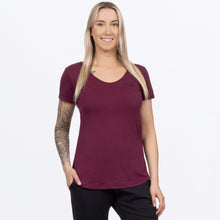 Charger l'image dans la galerie, Lotus_TShirt_W_Merlot_242255-_2700_Front