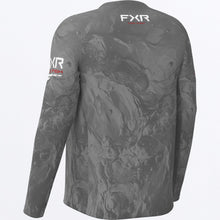 Load image into Gallery viewer, MDerbyUndertowAirUPF_Longsleeve_GreyRed_SKU_262077-_0520_Extra
